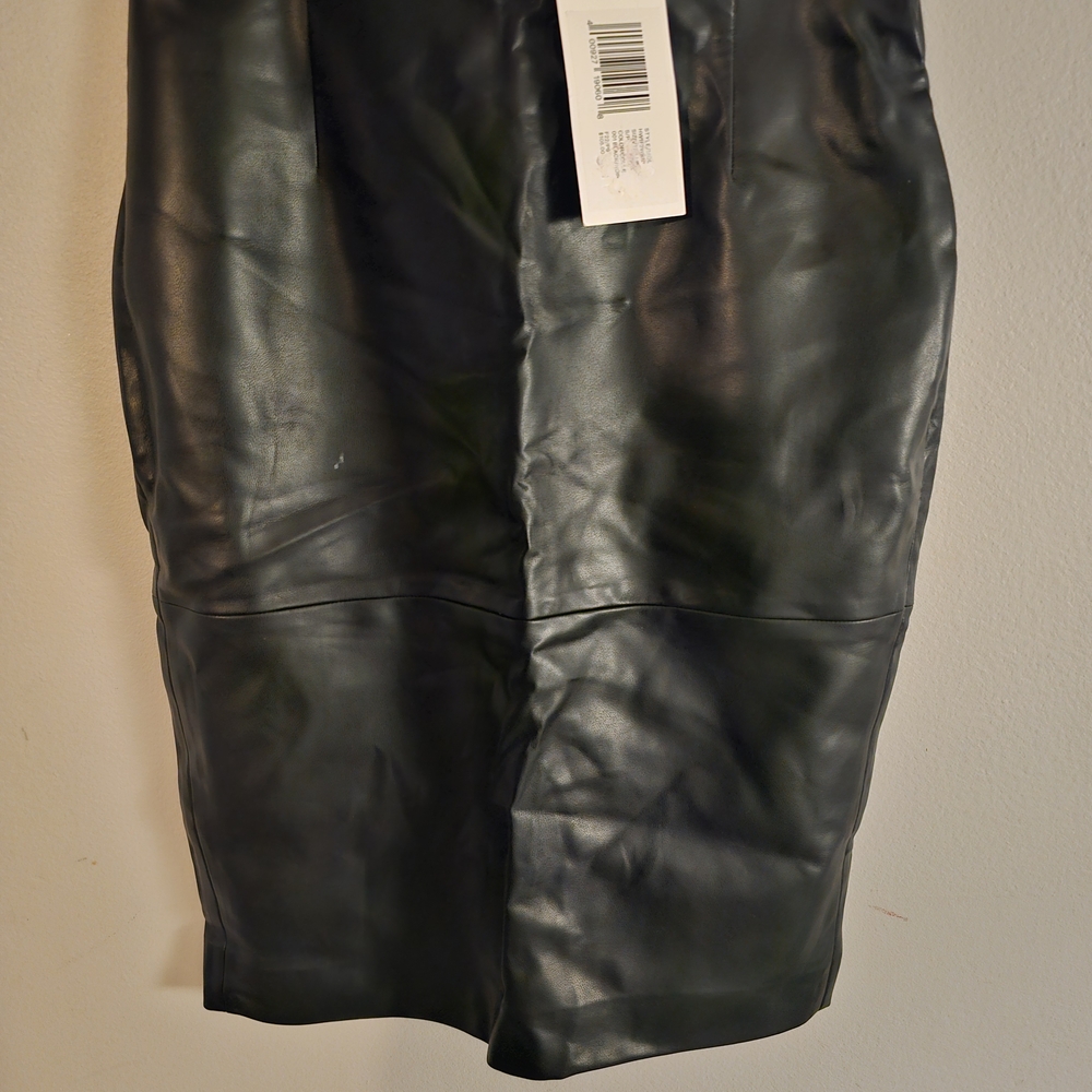 Hudson Jeans Black Faux Leather Skirt - North